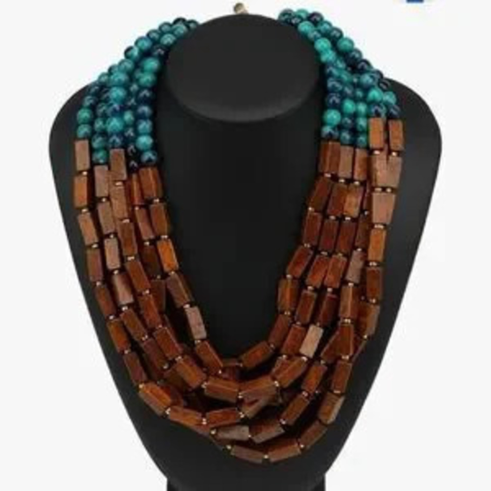 New?Elegant Wooden and Teal Beaded Necklace